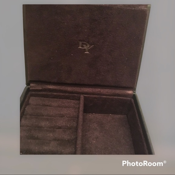 Suede David Yurman Jewelry Box - Picture 3 of 5